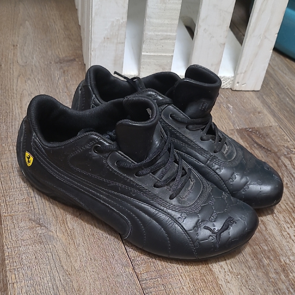 Puma Women's Black Sneakers